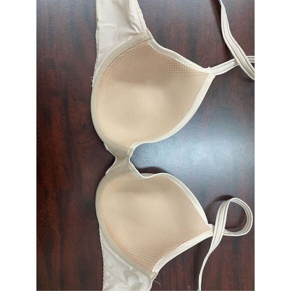 Victoria’s Secret Nude Lined Perfect Coverage Bra Size 34B - Picture 4 of 8
